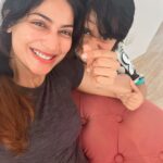 Vijayalakshmi Instagram - Hello there 🫰 #nilan