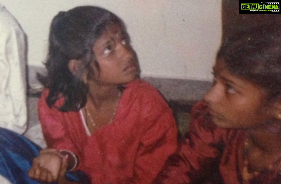 Vijayalakshmi Instagram - Throwing back! #tbt Choose your favourite pic please 🤍 Pic1: most fav pic with nini.That speaker poo though 😻 Pic2: when i acted all pricey to go to gym with him! Do u see a Gatorade there? I wont workout without one! He needs to pick up a bottle before picking me up. there were days he would search the whole area for Gatorade and end up missing his gym sessions. How irresponsible. I had to miss it too. Pic3: playing Muthulakshmi in vanayutham. Pic4: globus budget shopping days! Pic5: I was once taller than nini 🙄. Do u see my nose. I have no idea how it turned sharper! Pic6: photoshoot for the sarithira pugazh Petra, en vazhkai ku oliyetriya movie “adhe nerem Adhe idam” Pic7: when performing one alugachi scene. Pic8: anjathey uthra 😻 Pic9: kutty vg kutty nini. Sorry kutty Kani. No evidence of your existence 😐 Pic10: my world 🫶