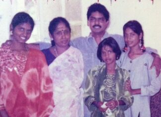 Vijayalakshmi Instagram - Throwing back! #tbt Choose your favourite pic please 🤍 Pic1: most fav pic with nini.That speaker poo though 😻 Pic2: when i acted all pricey to go to gym with him! Do u see a Gatorade there? I wont workout without one! He needs to pick up a bottle before picking me up. there were days he would search the whole area for Gatorade and end up missing his gym sessions. How irresponsible. I had to miss it too. Pic3: playing Muthulakshmi in vanayutham. Pic4: globus budget shopping days! Pic5: I was once taller than nini 🙄. Do u see my nose. I have no idea how it turned sharper! Pic6: photoshoot for the sarithira pugazh Petra, en vazhkai ku oliyetriya movie “adhe nerem Adhe idam” Pic7: when performing one alugachi scene. Pic8: anjathey uthra 😻 Pic9: kutty vg kutty nini. Sorry kutty Kani. No evidence of your existence 😐 Pic10: my world 🫶