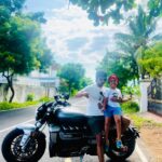 Vijayalakshmi Instagram - 🌞 + day + 🧱+ 🔑 =? #goodmorning
