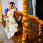Vijayalakshmi Instagram - Happy Onam🌸 Dm or Call for Bookings 📞8838196496 Photography - @_framemephotography Decor - @events_by_sash MUA - @swapsmakeover.in Costumes - @thedosscompany Jewel - @chennai_jazz #onam #onamcelebration #happyonam #onamspecial #onam2023 #instagramforbusiness #onamashemshagal #onamday #vijayalakshmi #instagram Chennai, India