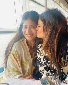 Vijayalakshmi Instagram - Go Goa Gone 🤪
#girlstrip #goadiaries 

@kanithiru10 
@niranjani_ahathian 
@arthikamadana