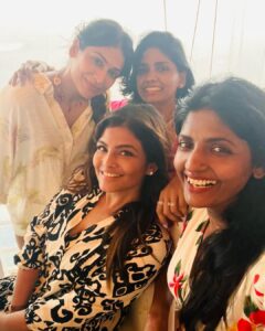 Vijayalakshmi Instagram - Go Goa Gone 🤪
#girlstrip #goadiaries 

@kanithiru10 
@niranjani_ahathian 
@arthikamadana