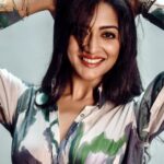 Vimala Raman Instagram – Do it with style 🤎🤍😎

Dolled up for #rudrangi #promotions
 
A big thank you to the most talented 
#stylist @aayeshaa.mariam ❤️😘🙏🏻
#outfit @storeanonym 
#photographer @rohitnagsai 
.
.
.
#rudrangiincinemas #telugu #telugucinema #cinema #movies #hyderabad #latest #hit #styling #style #fashion #love #picoftheday #indowestern #print #actor #actress #vimalaraman