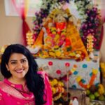 Vishakha Singh Instagram - Happy Ganesh Chaturthi everyone! The challenges of 2020-2022 gravitated me to Lord Ganesh and Lord Shiva ..and I cannot even begin to emphasise the peace I have experienced by chanting their mantras. Artist, singer , musician #UmaMohan ‘s soothing voice and composition of the #TheDivineChantsKOfGanesh and #TheDivineChantsofShiva have been my constants the last 3 years! So, while I play these chants in loop and savour my modaks, I pray that the God of new beginnings and removal of obstacles blesses each one of us. #GanpatiBappaMorya !