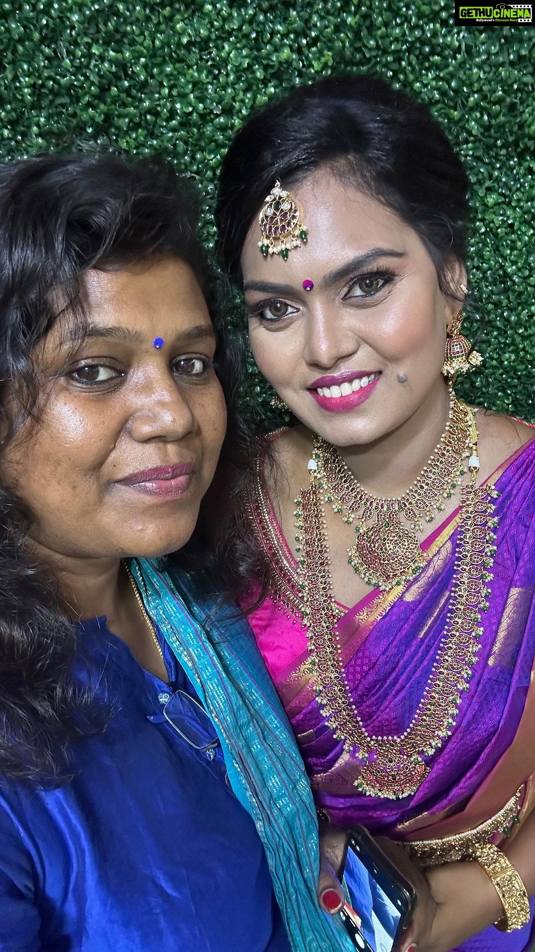 Vishnu Priya Instagram - Traditional 👀 from @priyaas_beautycare ….🤩 Chennai, India