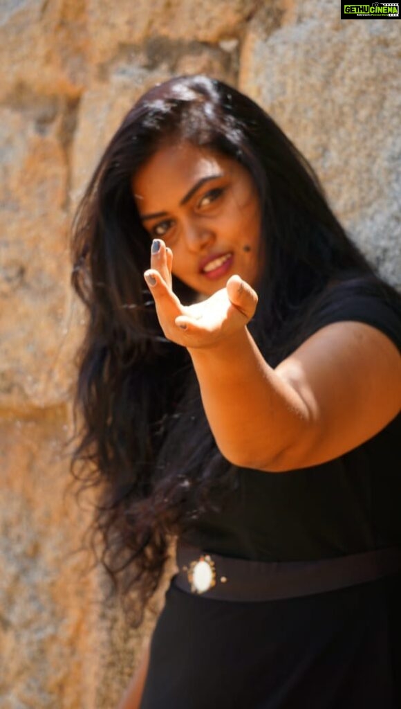 Vishnu Priya Instagram - Female version…Remembering silksmitha mam 🖤 Tirupati - Smart City