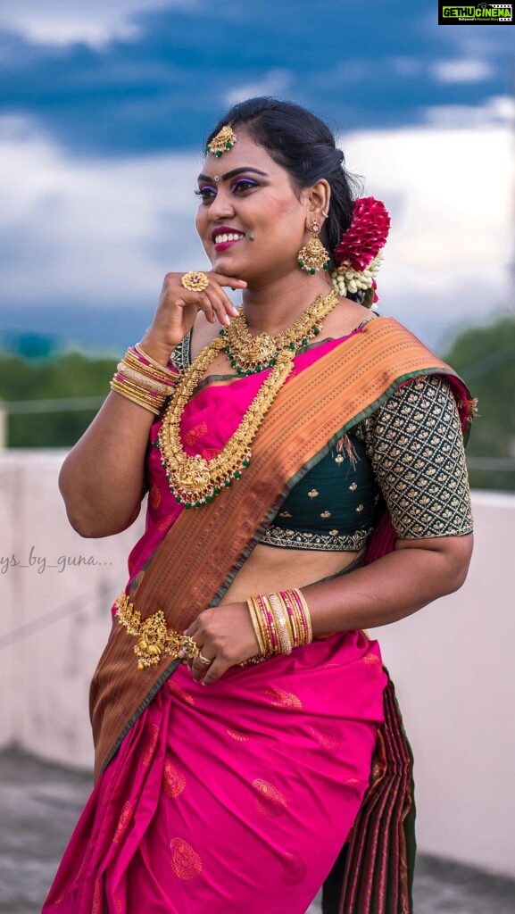 Vishnu Priya Instagram - Traditional look.... ❣️with this song Chennai, India