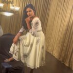 Vishnu Priya Instagram - It will be telecasted soon…😇 @mac_me_ladies_collection #costume #recreation #silksmitha #photoshoot #tamil #shootvideo #shootout #telugu #instagram Chennai, India