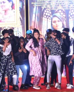 Vishnu Priya Instagram - Huge love From Hogworts...