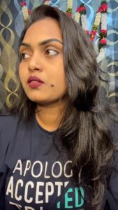 Vishnu Priya Instagram - 🥳face ah konjam Kattu ma….🥰