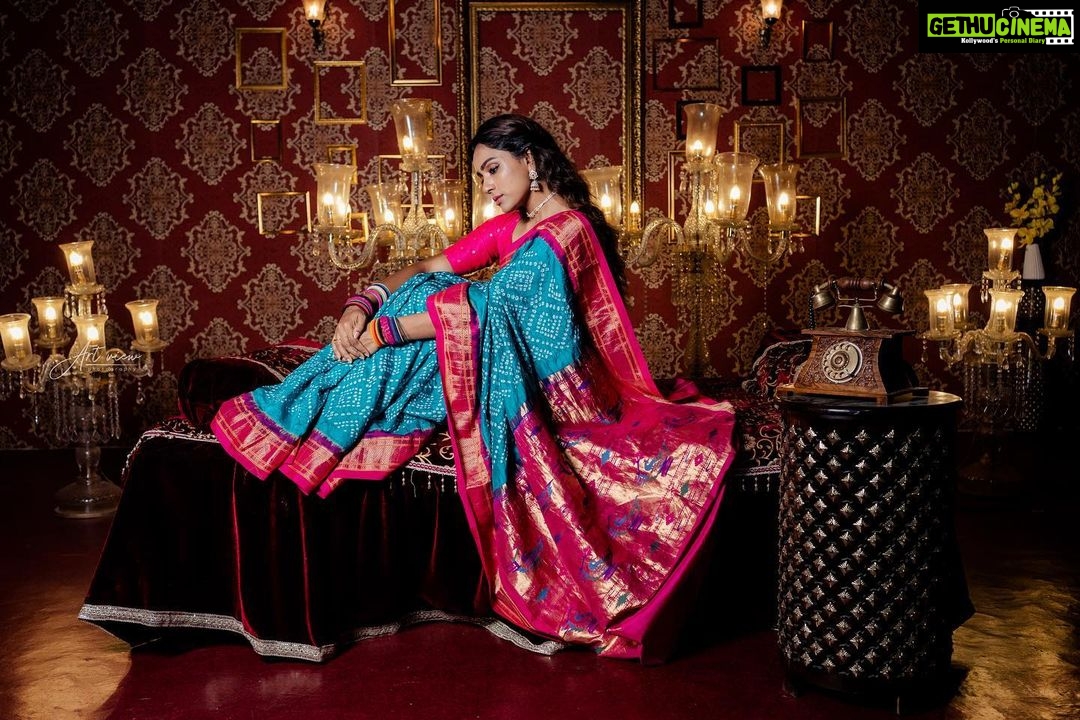 Vithika Sheru Instagram - Feeling Grand In Bandini 💓 Saree - @house_of_aakriti Pc - @teamartviewworks Location - @passionate_studios