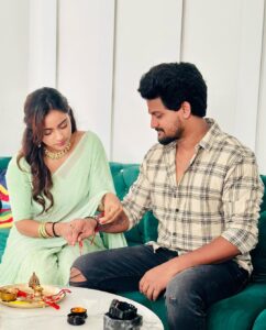 Vithika Sheru Instagram - Thanks For Always Being There For Me ❤️ I Love U Annaya @raju960