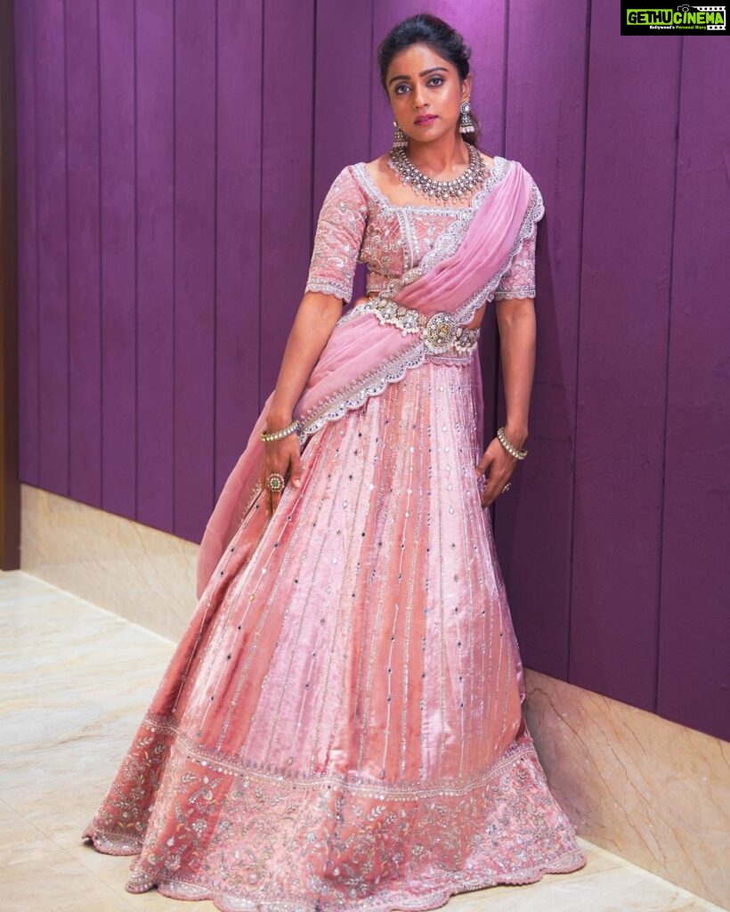 Vithika Sheru Instagram - Felt Like An Indian Barbie In @anushareddy.couture Pc - @pixelaffinityphotography M&H - @satishmakeupartist @shanthidia