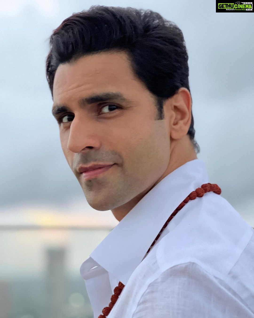 Vivek Dahiya Instagram - Peace restored. ☮️