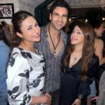 Vivek Dahiya Instagram - Reuniting with friends after a long time! ❤️