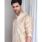 Vivek Dahiya Instagram - Tom Ford said dressing well is a form of good manners and I swear by it. Outfit - @mardbyabusandeep Stylist - @stylebysugandhasood