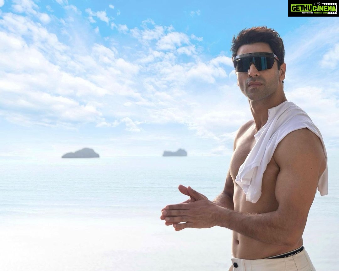 Vivek Dahiya Instagram - "Stay patient and trust the journey. The best things happen unexpectedly."