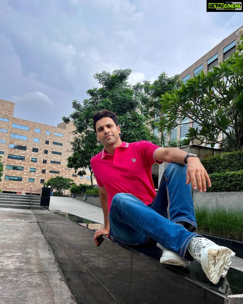 Vivek Dahiya Instagram - Blending into Chandigarh’s chill vibe.