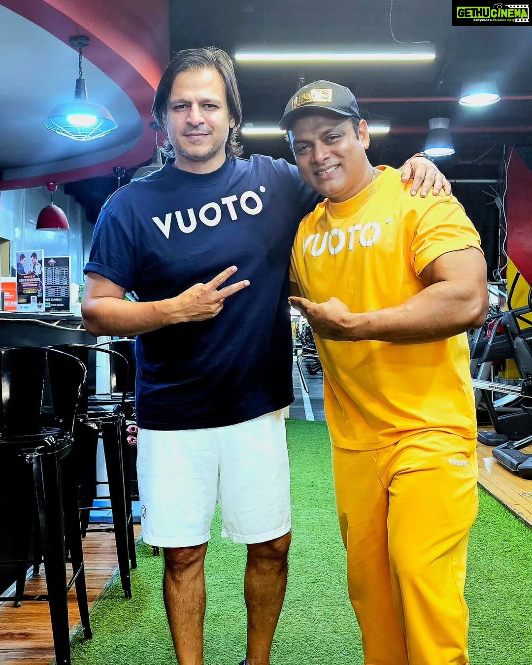 Vivek Oberoi Instagram - V Boys Having fun @ Power Gym PowerGymUAE