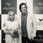 Vivek Oberoi Instagram – Had the beautiful opportunity of having my number one supporter, my mother at the launch of our latest @solitariodiamonds store in @marketcitykurla at Mumbai last month where we did some #ethicalshopping from our newly curated designs; and can you guess what sparkles more than a diamond? (hint: 👩🏻) 

#solitariodiamonds #labgrowndiamonds #launch #ethicallymade Phoenix Marketcity – Mumbai