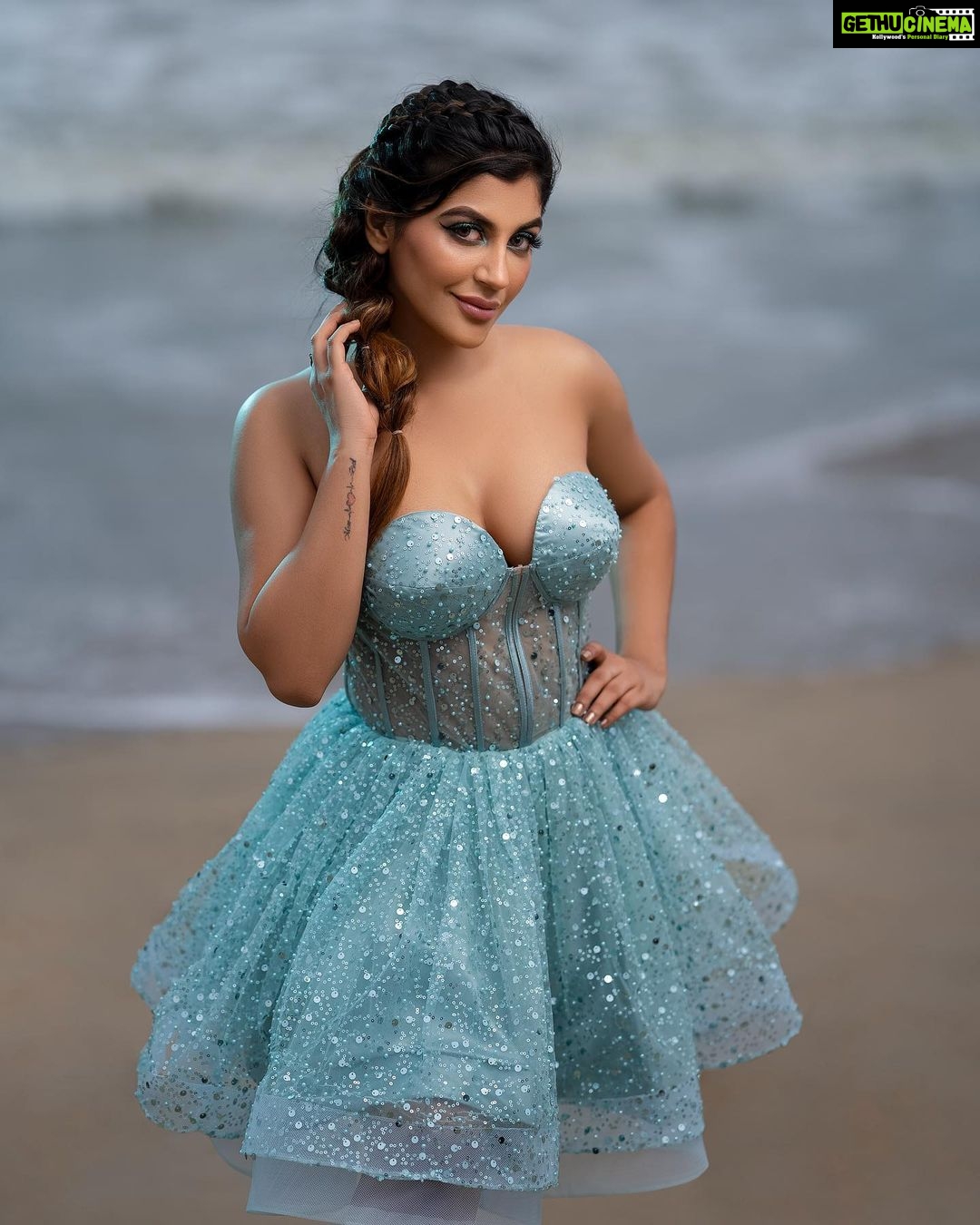 Yaashika Aanand Instagram - 1,2, 3 or 4 ? π©΅π π§ββοΈ THANKYOU ALL FOR LOVELY WISHES π . . Concept @shamini_shankar_official Wardrobe @krishkarthik_official Camera @murlee_photography Mua @ratnamakeupartist Styling @logeshashokan @aphotography077 . , . . . . . . #explorepage #yashika #kollywood #bollywood #zombie #iamk #dhuruvangalpathinaaru #biggboss #fairy #mermaid