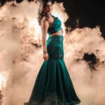 Yaashika Aanand Instagram – Some desi vibes 💚🩵

.
📸 @karma_beginz 
💄 @jessicamakeover_artistry 
👗 @labeljasleenkaur 
.
.
 
#swipeleft #explorepage #yashikaanand