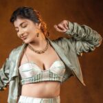 Yaashika Aanand Instagram – Which one ? 🥴😍
.

Concept & Styling
@beingstyl

Photography: @theportraitstudio_tps 
Outfit: @_sayaanika_ 
Jewelry: @fineshinejewels
MUA: @makeupreva 
Hair: @thoorigaikabilan