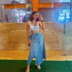 Yogita Bihani Instagram – begin slideshow — Leave No Mirror, Leave No Food. 🍰🤳😌

#photodump #food #mirrorselfie