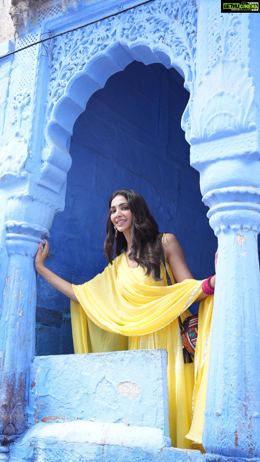 Yogita Bihani Instagram - >> that feeling when you have butterflies in your stomach 🦋 #IshqKaAsar out now 💖