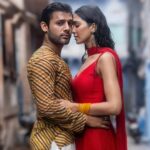 Yogita Bihani Instagram - Witness how two hearts united, destined to beat as one. #IshqKaAsar Song out now! 💕 💖 Watch now (Link in bio) @stebinben @iyogitabihani @ranju.v @dezainkhan @theraeesmusic @samartistofficial @vishusrivastava93 @vinod.bhanushali