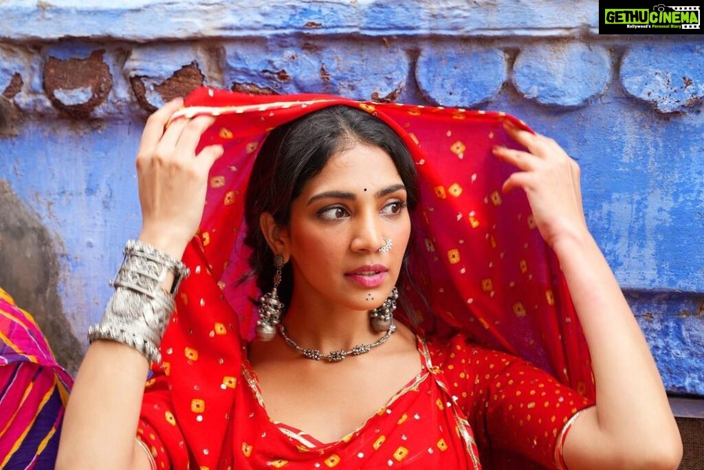 Yogita Bihani Instagram - Embracing my Rajasthani roots #HeritageConnection 🫶🏻 #IshqKaAsar out now ♥ Seen it yet?