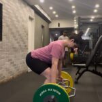 Zareen Khan Instagram – Trap Bar Deadlift – Total weight 75kg 🧿
One of my fav exercises … what’s yours ?
Let me know in comments below.
#TransformationTuesday #WeightLifting #Strong #Workout #Gym #ZareenKhan