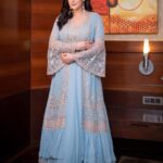 Zareen Khan Instagram – 🦋
Outfit by @seasonsmumbai
Earrings by @rubans.in @oakpinionpr
Stylist @hitendrakapopara
Assistant Stylist @sarinabudathoki
Makeup @bijoyjeet.saikia @adityas2014
Hair @sameerhairstylist
Videographer @shootwithsurya
Edited @tripppytaurus
#Reels #Trending #ThrowbackThursday #TbT #ZareenKhan