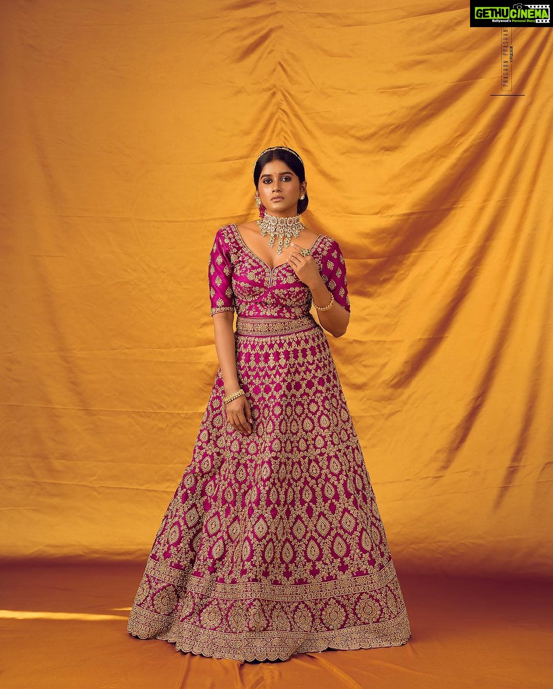 Aadhirai Soundarajan Instagram - @aadhirai_soundararajan , Shot for @jiyamakeupartistry ✨ .. .. Shot by @prachuprashanth @prachuprashanth_team ✨ .. .. Styled by @indu_ig ✨ .. .. Outfits @knotweddinghouse ✨ .. .. Makeup & Hair @jiyamakeupartistry ✨ .. .. Jewellery @fineshinejewels ✨ .. .. #chennaifashion #chennaimodel #she #tribal #experimentalfashion #pastels #tones #gameoftones #prashunprashanthsridhar #raw #prashunprashanth #chennaifashionphotographer #chennaifashionphotography #chennaicommercialphotographer