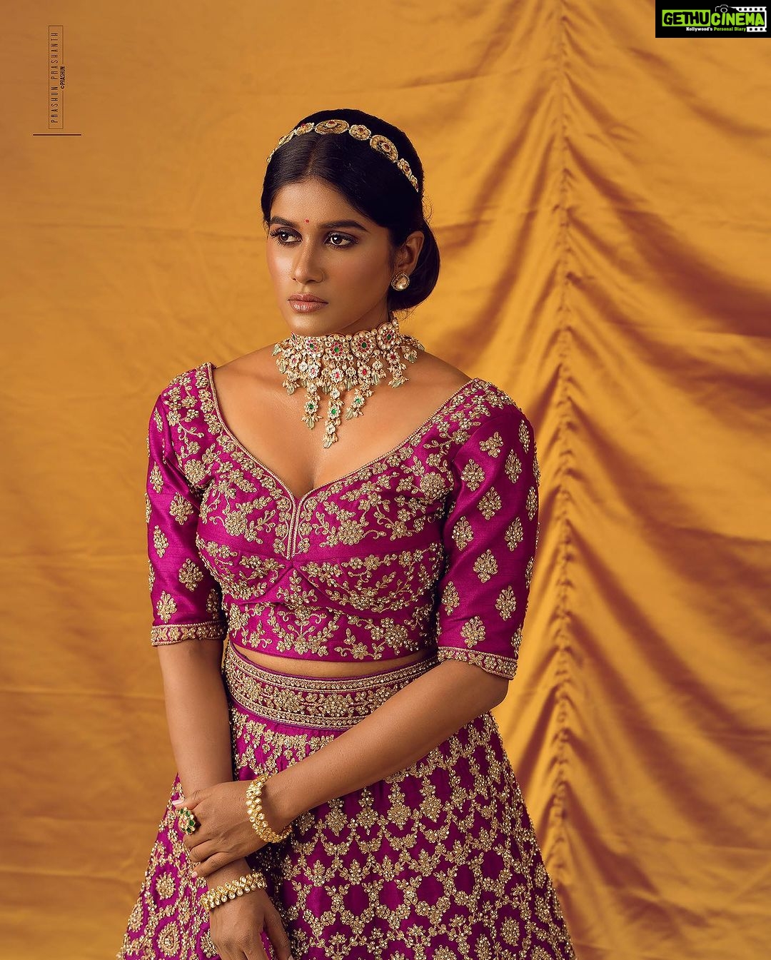 Aadhirai Soundarajan Instagram - @aadhirai_soundararajan , Shot for @jiyamakeupartistry ✨ .. .. Shot by @prachuprashanth @prachuprashanth_team ✨ .. .. Styled by @indu_ig ✨ .. .. Outfits @knotweddinghouse ✨ .. .. Makeup & Hair @jiyamakeupartistry ✨ .. .. Jewellery @fineshinejewels ✨ .. .. #chennaifashion #chennaimodel #she #tribal #experimentalfashion #pastels #tones #gameoftones #prashunprashanthsridhar #raw #prashunprashanth #chennaifashionphotographer #chennaifashionphotography #chennaicommercialphotographer