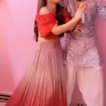 Aalisha Panwar Instagram – When ur dressed in Bollywood Theme.. 🪩💃🕺🤷‍♀️

#reelitfeelit #reelkrofeelkro #bts #onset #radha #dance #wednesdayvibes