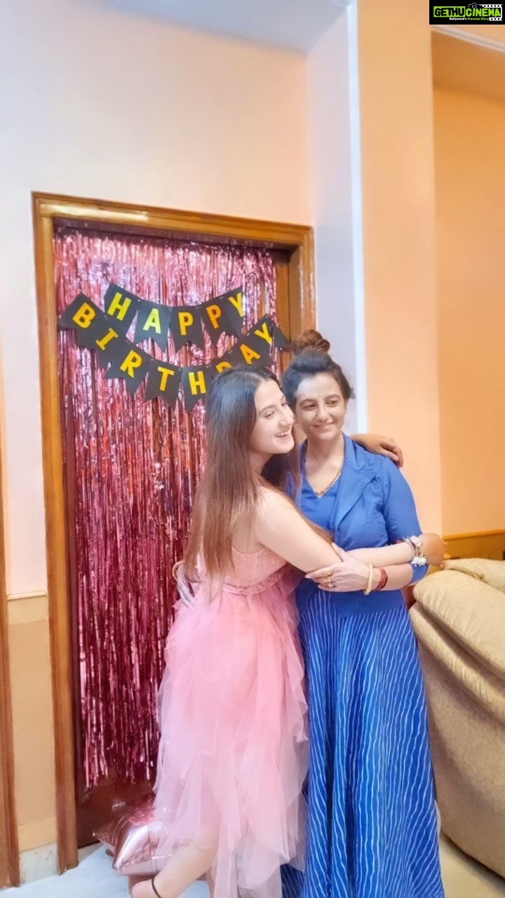 Aalisha Panwar Instagram - Happy Birthday mamma.. ., god bless you always lots of love and hugs and kisses โฆ. ๐๐๐๐โค๏ธ ๐ฉโ๐งโ๐ง