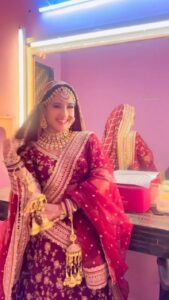 Aalisha Panwar Instagram - ❣️.. 🤷‍♀️🥰 ., . . #reelitfeelit #reelkrofeelkro #instagood #fridayvibes #bts
