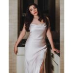 Aanchal Munjal Instagram - kissed by the sunlight & bitten by the moon 🌙 🤍 . . . . . . . #moonchild #sunshine #AnchalSingh #photooftheday #photography #photoshoot #goodvibes