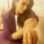 Aanchal Munjal Instagram - Why so serious? 🌹 Photographer @banjaariii MUA @punya.makeupandhai Studio @studio57_india #photooftheday #ootd #instagood #art #AnchalSingh #Picture #basic #love #powerdressing #motivationmonday #gurugramdiaries Mumbai, Maharashtra