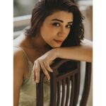 Aanchal Munjal Instagram - "Elegance is the only beauty that never fades." — Audrey Hepburn #quoteoftheday 📸 @amritaroraphotography . . . #POTD #AnchalSingh #Portrait #Loveyourself #Instamood #attitude #Saturday #Photoshoot #Instagram #Goodvibes #Photooftheday Mumbai, Maharashtra