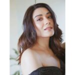Aanchal Munjal Instagram - 1,2, or 3 ? ❤️🌹🧿 Glam by @makeup_by_shradha Hair by @daksh_hairguru 🌟 @makeupnhairbyankita Styled by @renukadiyan9 Jewellery @sianofficial_ Picture by @palashvphoto #photooftheday