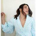 Aanchal Munjal Instagram - Even after all this time The sun never says to the earth, 'You owe Me.' Look what happens with a love like that, It lights the Whole Sky 💞 #love Glam by @makeup_by_shradha Hair by @daksh_hairguru 🌟 @makeupnhairbyankita Styled by @renukadiyan9 Wearing @trisaradesign Oh-so beautiful Jewellery by @sataara19 (www.sataara.com) Picture by @palashvphoto #photoshoot #picoftheday#sunday