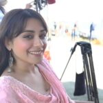 Aanchal Munjal Instagram - Hi 💛 Be kind, be grateful & spread 😊 Somewhere..