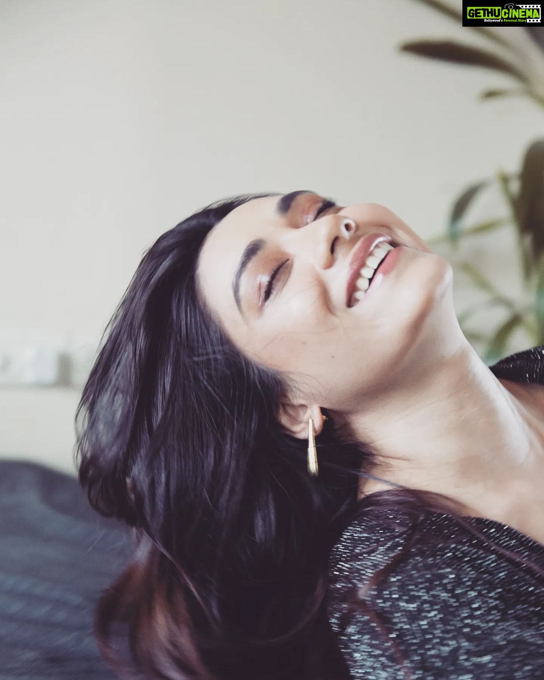 Aanchal Munjal Instagram - I like people with big smiles 🌹 Mumbai, Maharashtra
