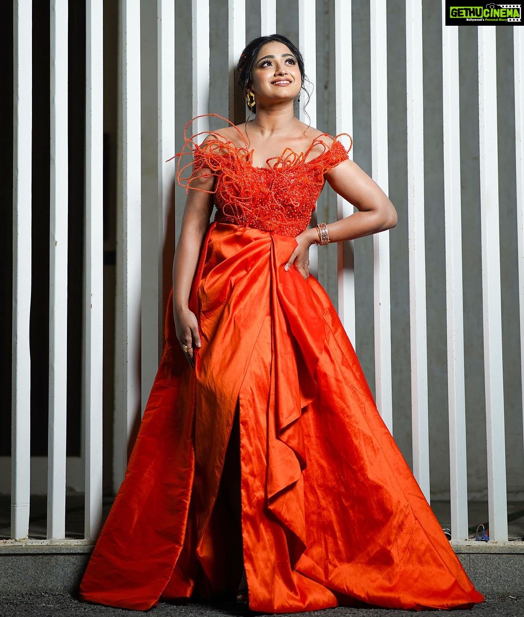 Aashika Padukone Instagram - Dazzling in Pop Orange at the Zee Telugu Awards 🧡✨ #Comingsoon #RedCarpet #Zeetelugu #ZTKA2023 #Staytuned #awardshowglam Styling: @greeshma_krishna.k Designer: @indusuresh_p Jewellery: @thetrinkaholic Makeover: @praneetha_beautymakeover Photography: @happy_portraits_photography
