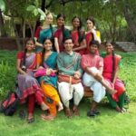 Abhirami Venkatachalam Instagram - Blurry ah irundaalum ennudayadakkum ✨♥️ second year memories from @kalakshetrafoundation 🙏🏼 (2012) #memories #life #live #love #happy #vibes #positivevibes #abhiramivenkatachalam #av #kannamma #kanmani #instagram #instagood #instamood #instapost #post #instalove #instalike #kalakshetra PS- best ever from my life chapters until now 💫