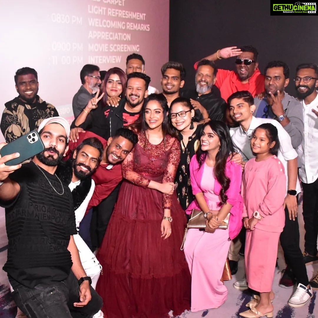 Abhirami Venkatachalam Instagram - Can’t wait for my lovelies from malaysia to check out the movie on 24th of nov... do not forget sayangs do watch it in theater... a movie that’s done with so much of love and care do embrace it my darlings as you all embraced me with your love... @vimalaperumal6 @deneskumar_ @jasminmichael.official @s.mathan_21 @iam_irfun @shameshan @styledbyyogash @brriyanjohn.official @veeduproduction @theshaan36 @mannin_mainthan_malaysia #life #live #love #happy #vibes #positivevibes #abhiramivenkatachalam #kannamma #av #instagram #instagood #instalife #instalike #instadaily #instamood #malaysia Outfit- @nirali_design_house Hair&makeup- @brriyanjohn.official PS- I love you all fam