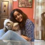 Abhirami Venkatachalam Instagram – Love is so unconditional ;Love liberates ; Love is the reason why I do what I do ; And so I think which is the greatest gift in the world 🤍 #life #love #live #happy #vibes #positivevibes #hugs #doglover #simba #abhiramivenkatachalam #kannamma #ab #instagram #instalove #instalike #instadaily #instagood #instapost #chennai #home